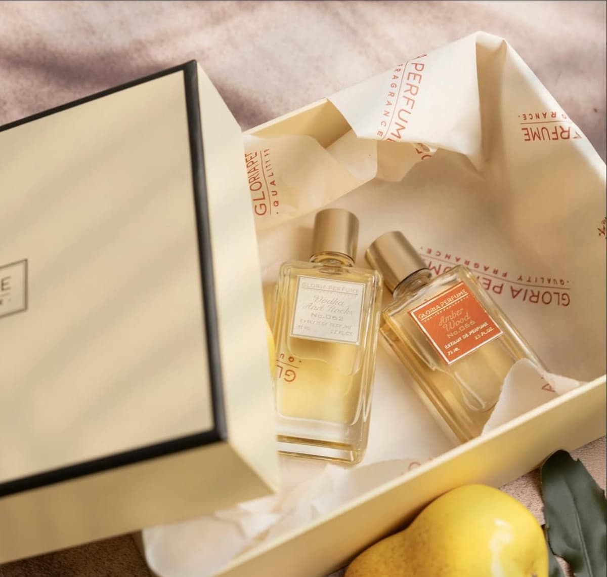 Carolina Herrera collection image